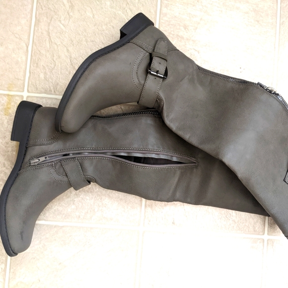 JustFab tall boots - Picture 1 of 4